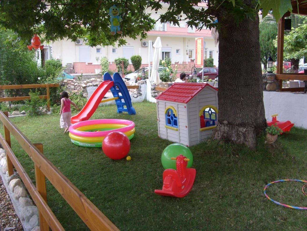 Estelle Hotel Gerakini Ngoại thất bức ảnh