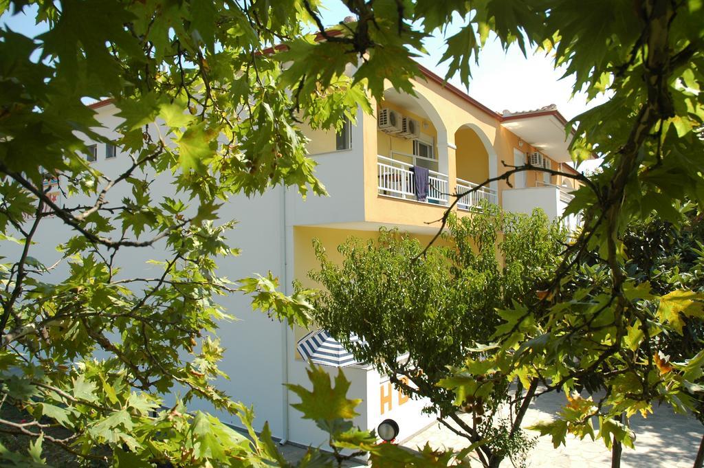 Estelle Hotel Gerakini Ngoại thất bức ảnh